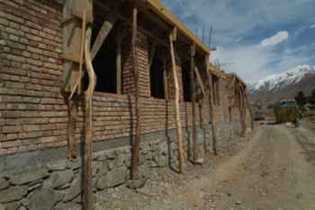 Astana Seitenansicht.jpg